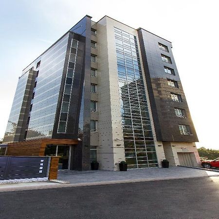 Hotel Heritage Belgrade Exterior photo